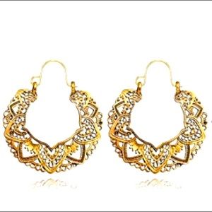 🆕Vintage/Antique Style Medallion Dangle Earrings